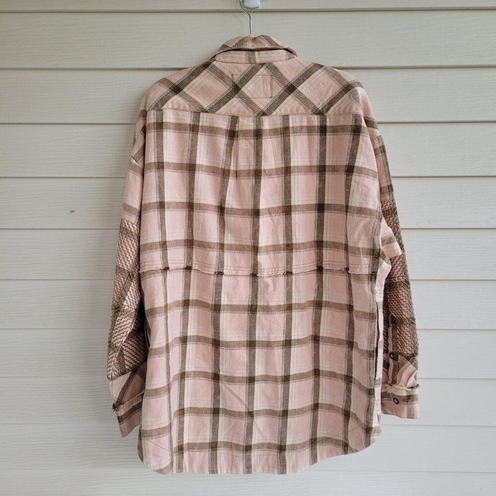 Free People - We The Free 100% Cotton Flannel soft light pink button down shirt - Picture 7 of 7